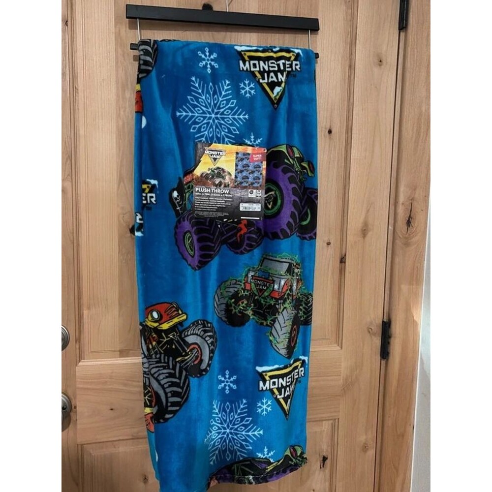 Viral Monster Jam Christmas Holiday Plush Throw Blanket Blue 60"x70" NEW